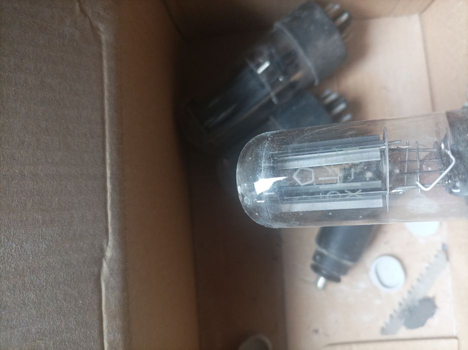 ,Радіолампа 6П3с. 6Ж7 6Н9С