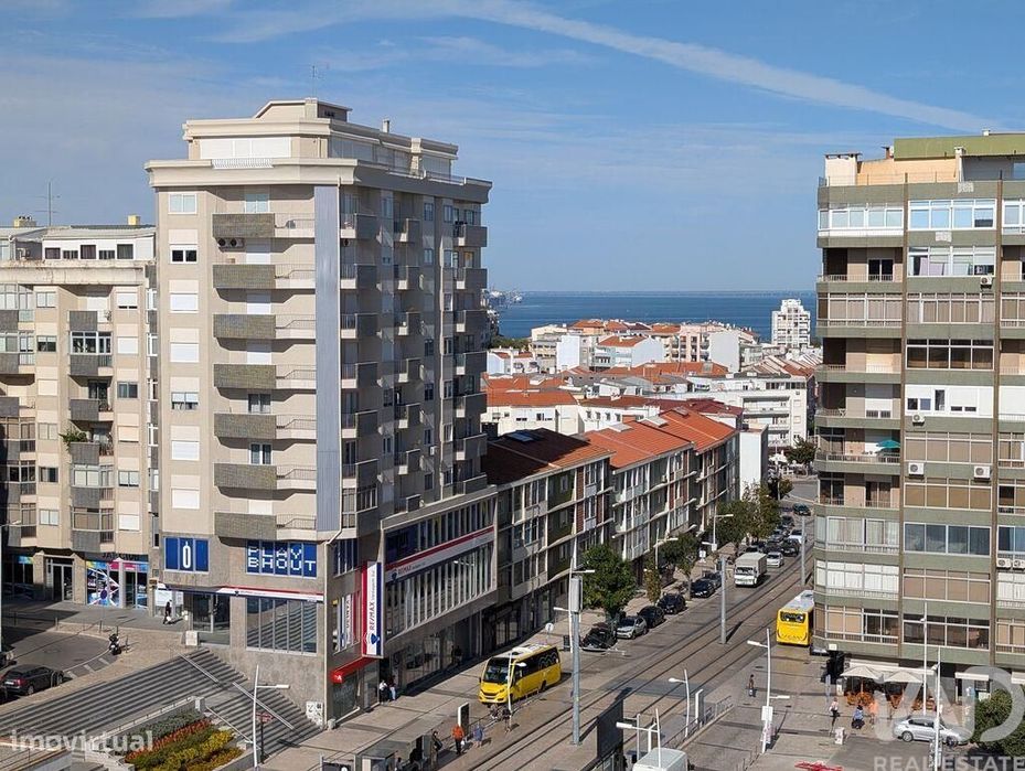Apartamento T3 em Almada, Cova da Piedade, Pragal e Cacilhas de 118,00