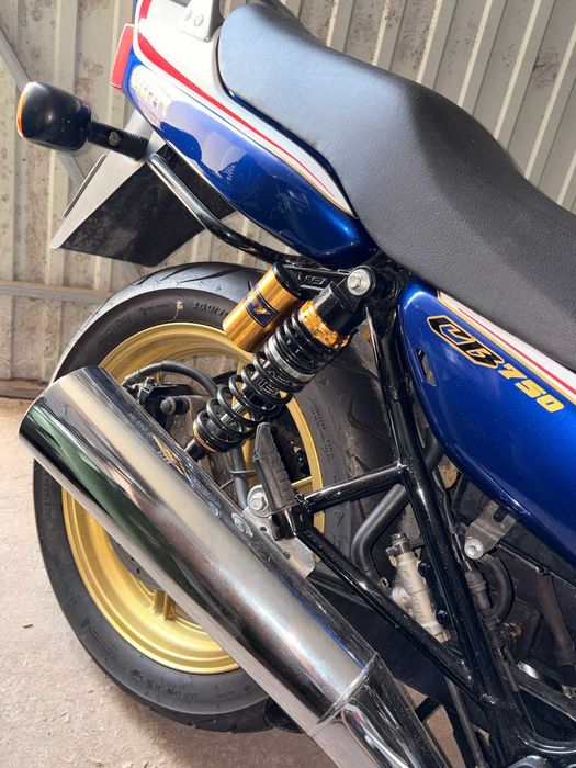 Honda CB750 Restaurada