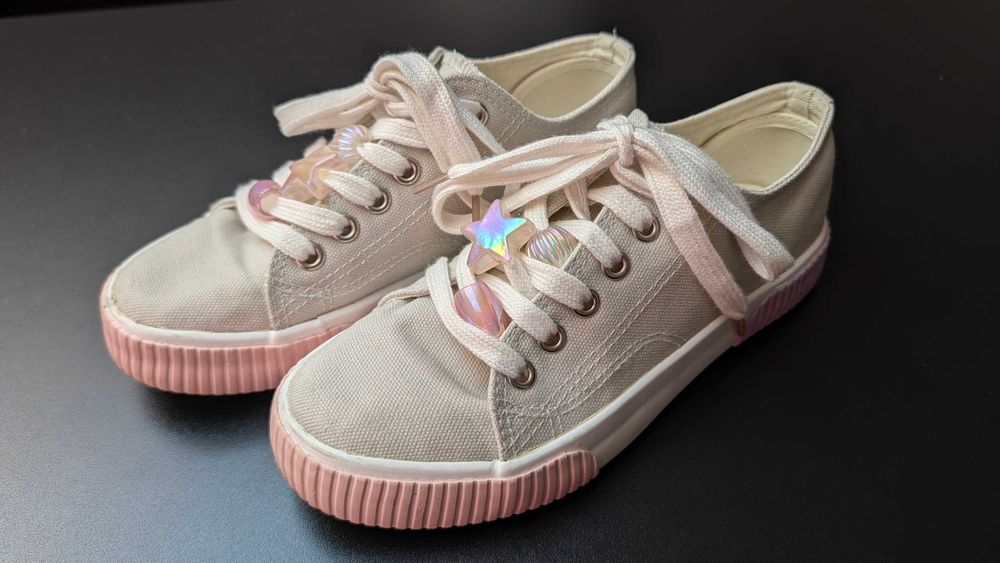 Trampki Reserved  kolor beżowy,  rozmiar 35,