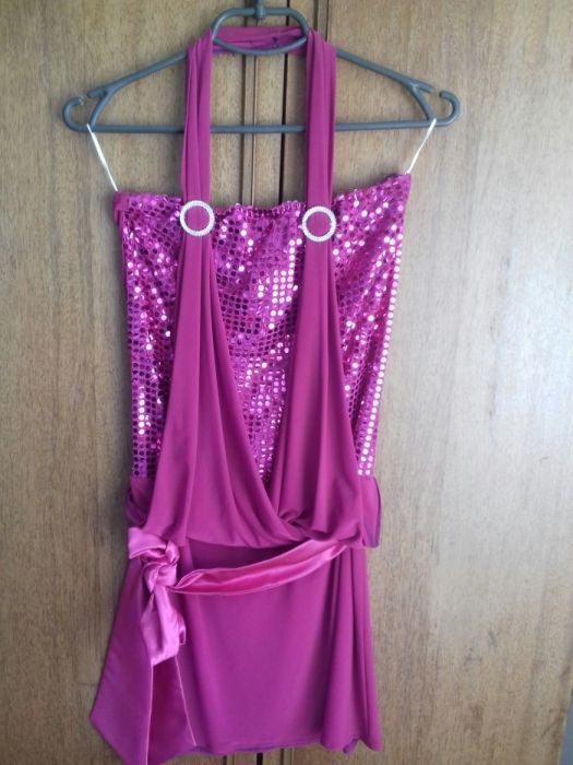 Продам нарядне плаття