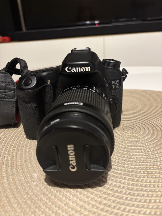 Aparat CANON EOS 70D+obiektyw CANON EF-S 18-55mm