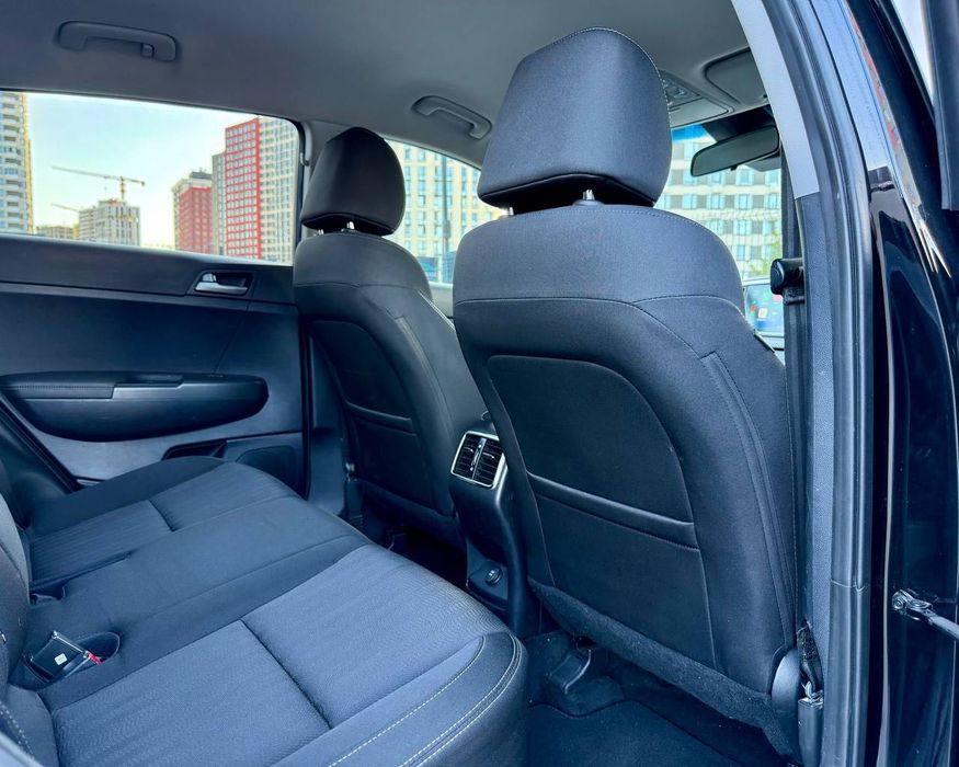 Продаж Kia Sportage LX
