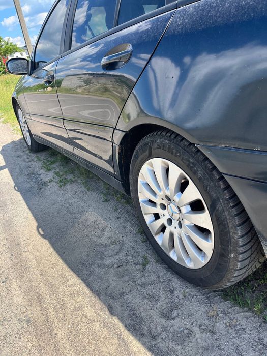 Mercedes-Benz C220 CDI (W203)