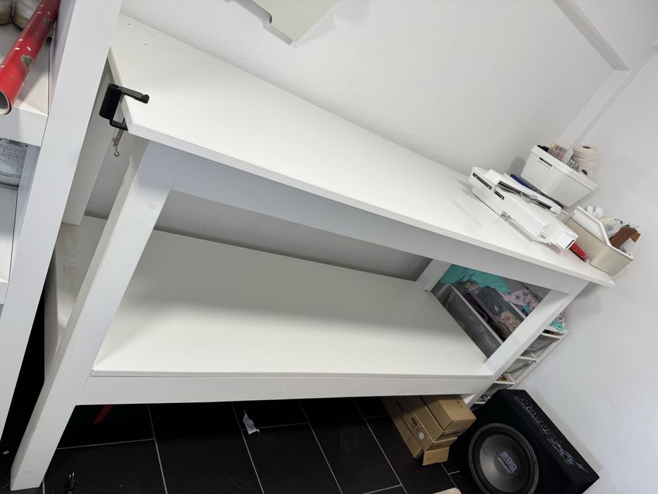 Mesa alta de trabalho