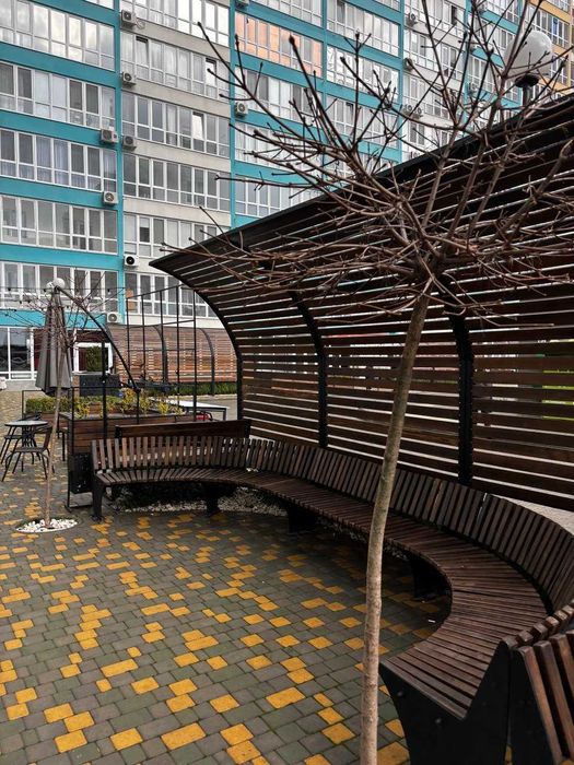 Квартира з новим ремонтом в сучасному ЖК на Таїрова. Готова до життя.