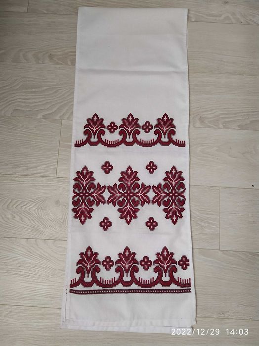 Весільні вишиті рушники
