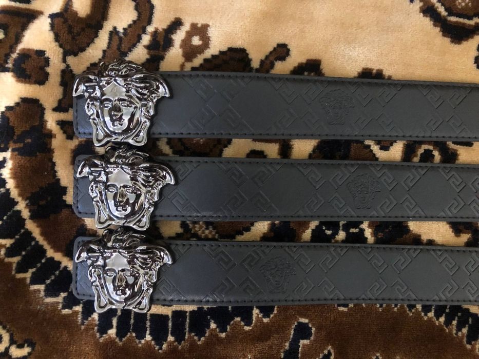 Продам ремінь Versace