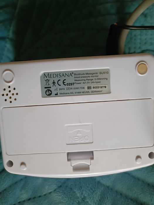 Тонометр Medisana, куплений в Німечині. НЕробочий. Шланг, жгут - ідеал