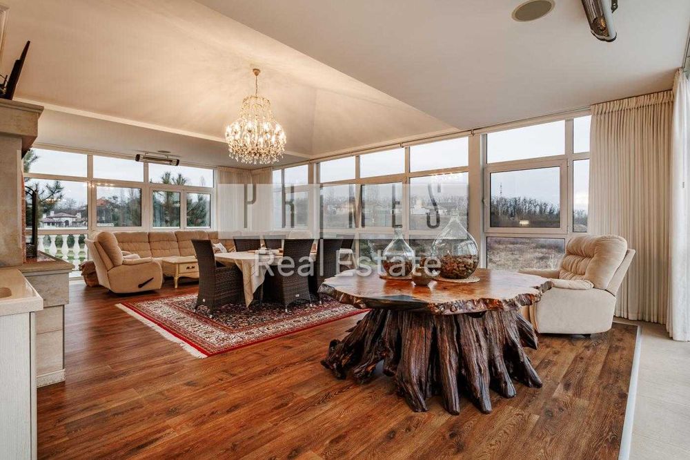 Пропонується до продажу унікальний будинок площею 1132 м² в Чабанах