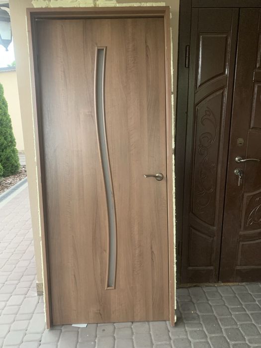 Двері бу мдф в гарному стані