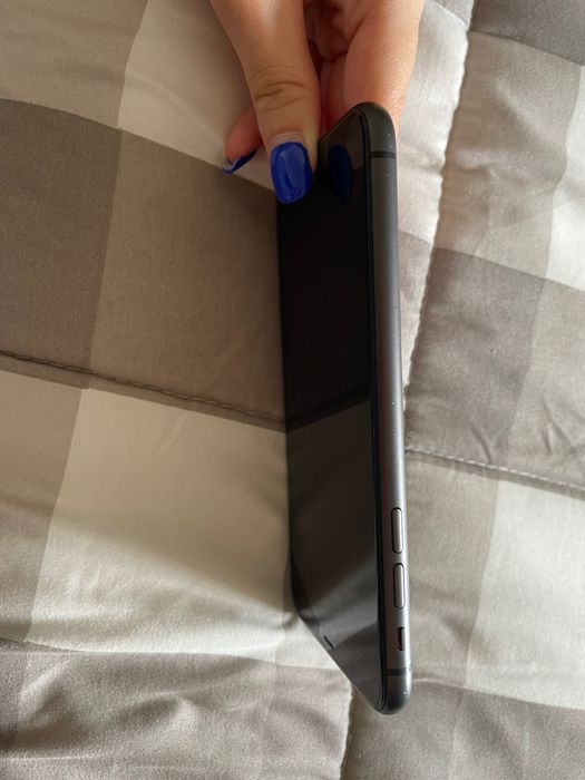 Telemóvel iPhone 11