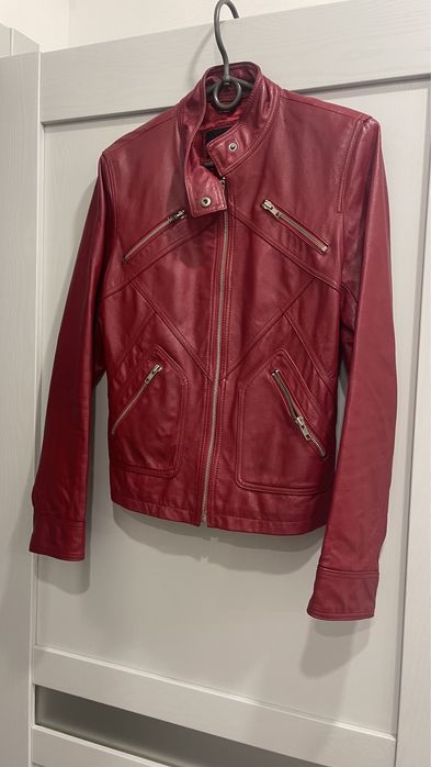 Курточка кожаная