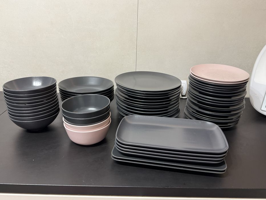 Ikea Dinera, Färgklar zestaw, talerze, miski 60 szt