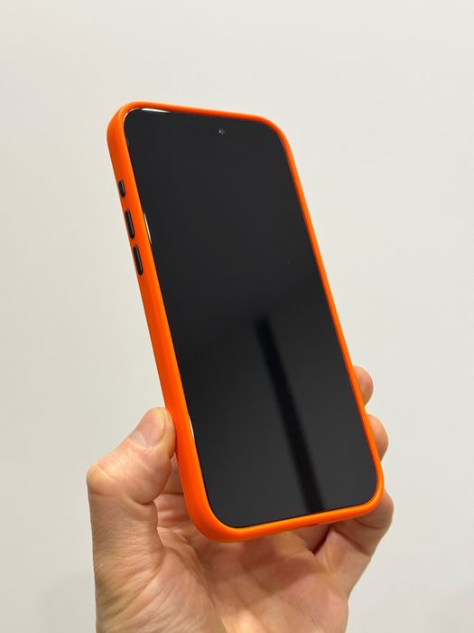 Чехол iPhone 17 Pro Max Beats Rugged Case Magsafe & Camera Control