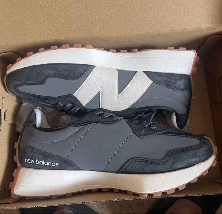 Кросівки New Balance 327