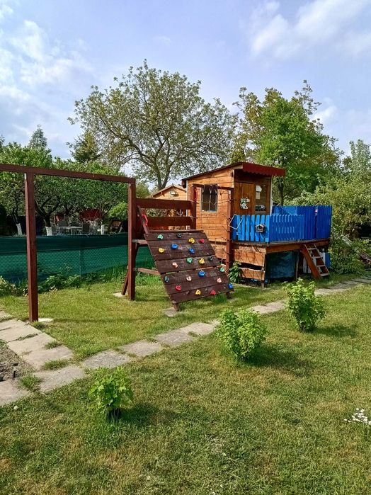 Solidny Plac zabaw dla dzieci