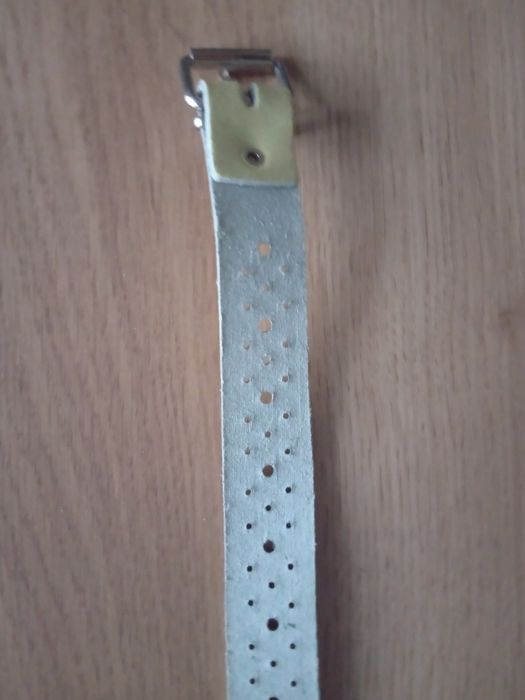 Paski damskie skórzane