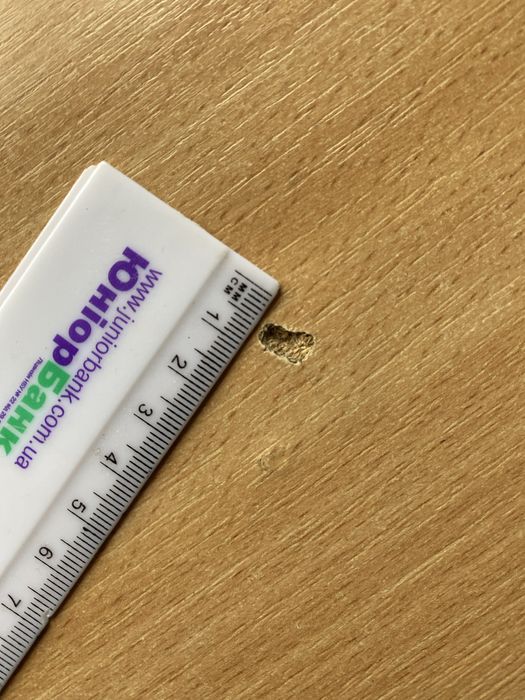 Стіл письмовий з полицями