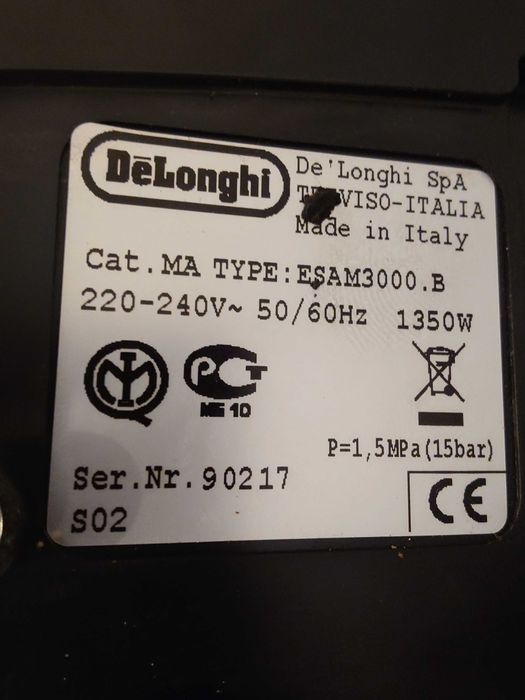 Kawiarka DeLonghi ESAM3000.B
