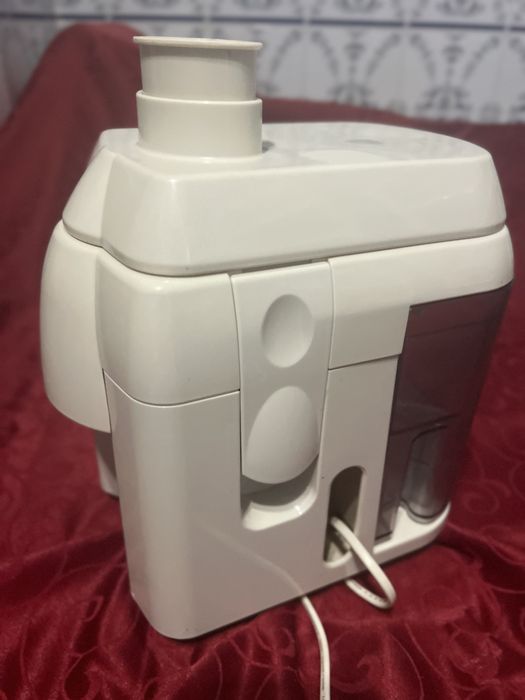 Maquina de sumo centrifugadora