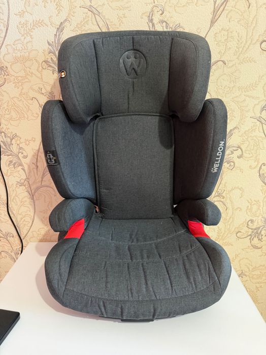 Продам автокрісло