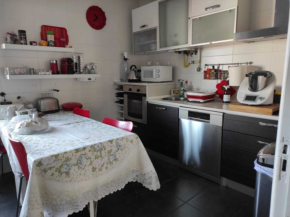 DISPONÍVEL EM AGOSTO/26 - Apartamento T2 para arrendamento - Centro Comercial Villa