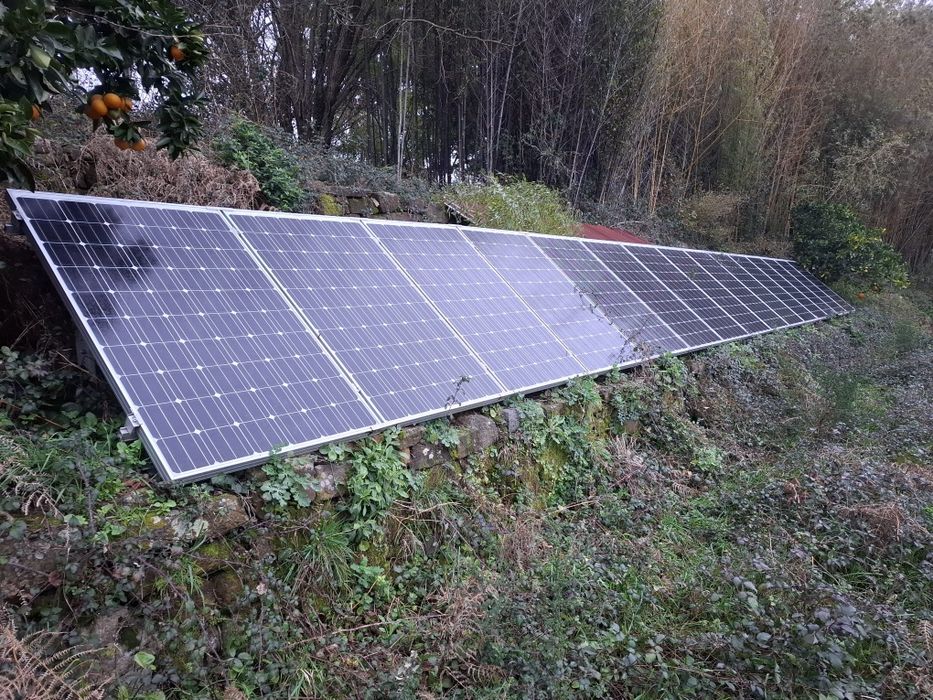 15 painéis solares bosch + sistema de 25 baterias