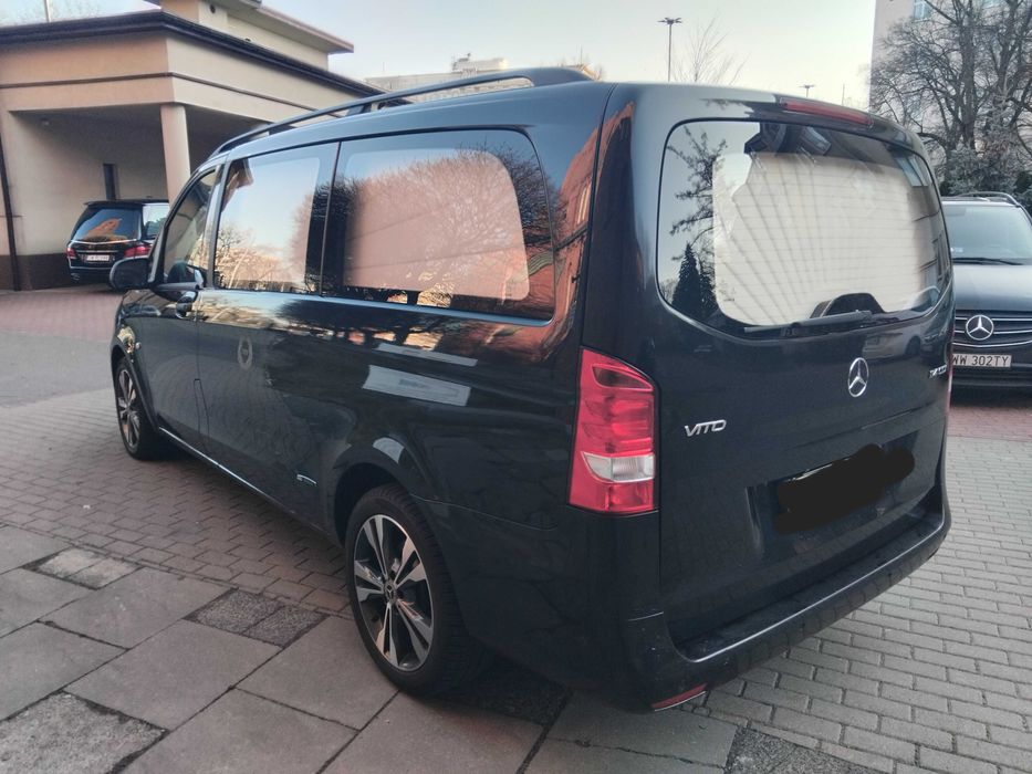 Karawan Mercedes Vito 2017 r KUHLMANN.