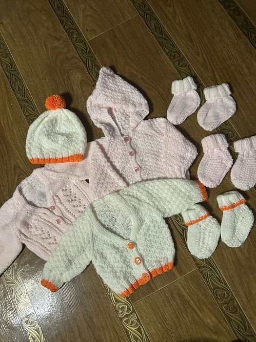 Віддам безкоштовно речі на дівчинку 0-3 місяці