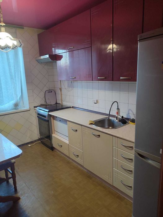 Здається в оренду 3 кімнатна квартира , Лагунової, 18