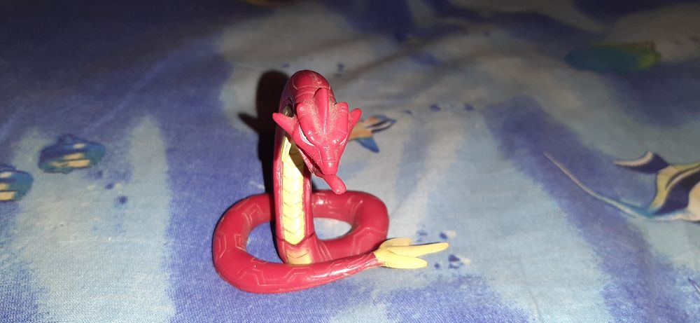 Коллекционная фигурка Бакуган Пайрус Серпеноид (Bakugan Pyrus Serpenoid)
