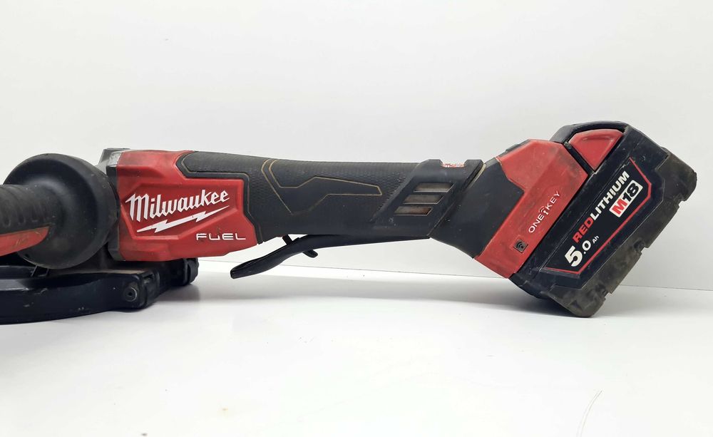 Przecinarka do prętów zbrojeniowych MILWAUKEE M18FRBCO32