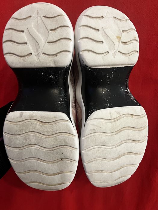 Skechers dziewczęce 32 – MEMORY FOAM, stan bardzo dobry