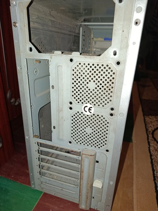 Корпус компьютерный