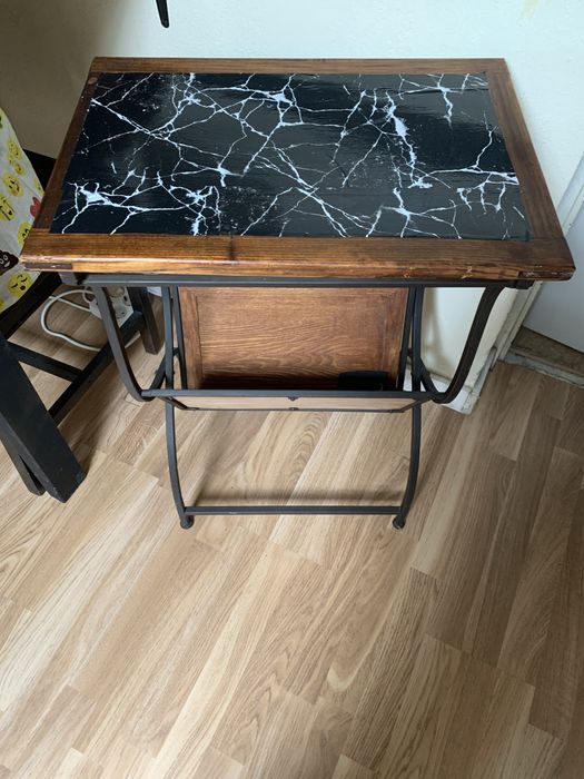 Mesa de apoio em ferro