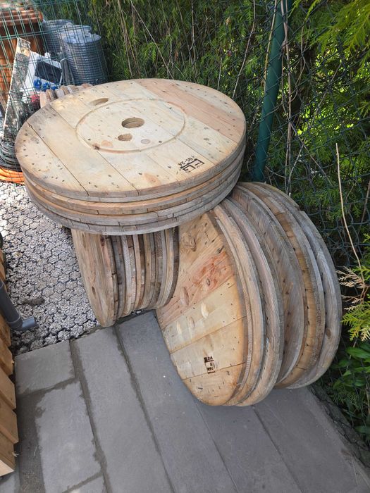 Szpulka stolik drewniany szpula po kablu.