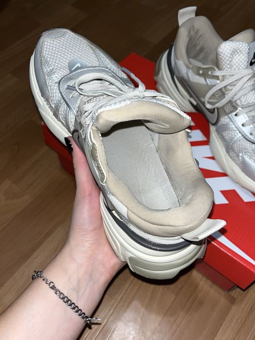 Кросівки Nike V2K Runtekk