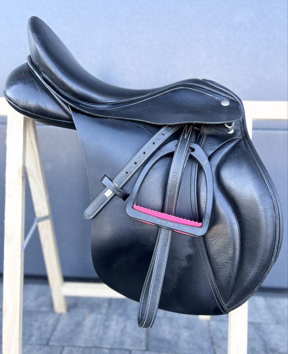 Siodło 17,5 M Daw Mag Hubert WEŁNA wszechstronne 17,5/32