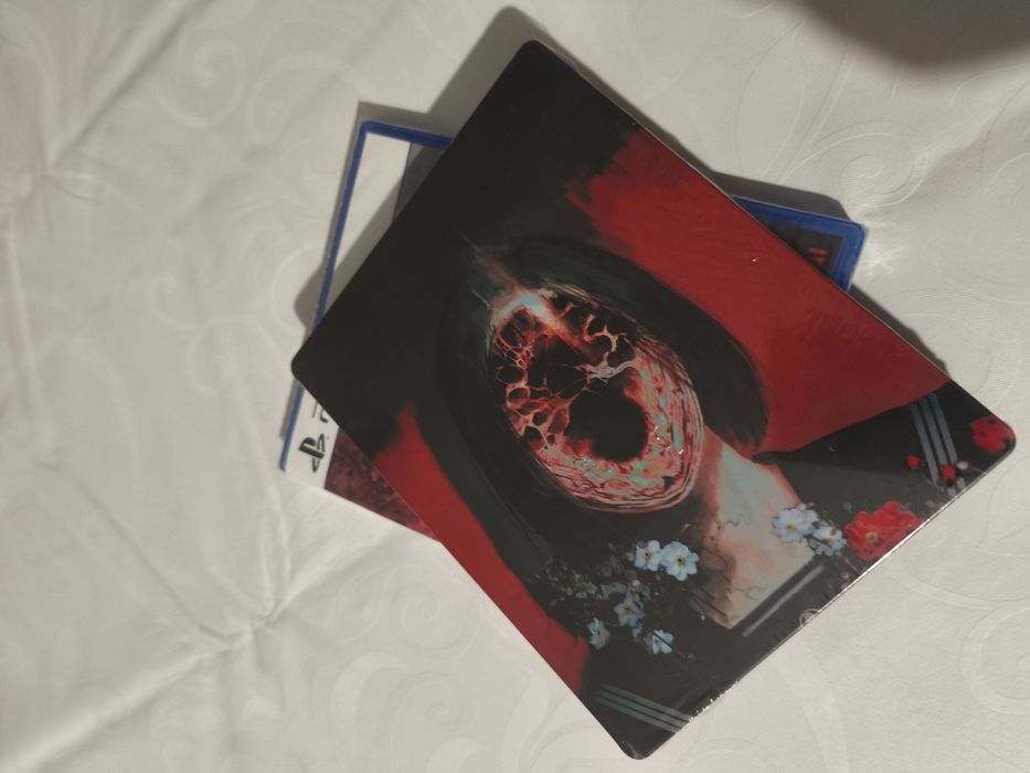 Silent Hill f – Day One Edition para PS5 + Steelbook