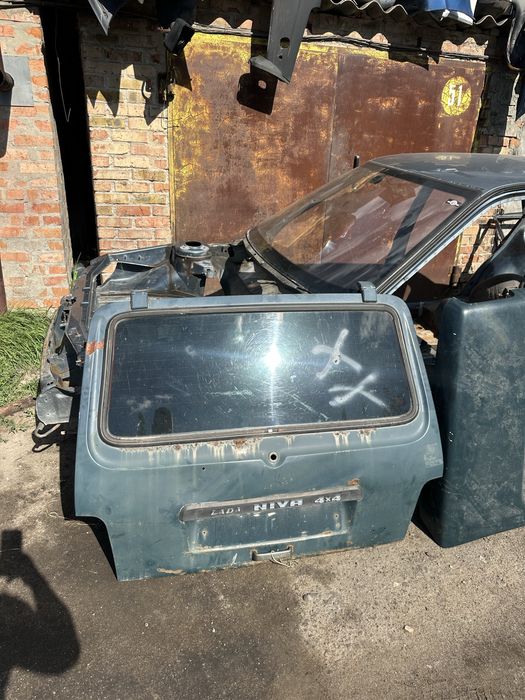 Капот , Ляда Нива,