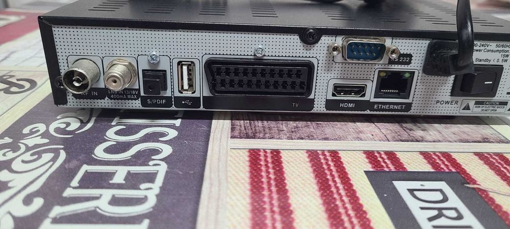 Box satélite Combo Box