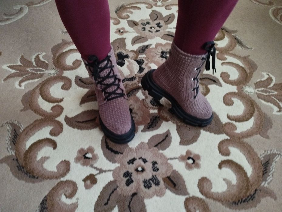 Ботінки ручної роботи