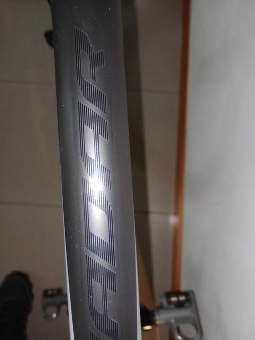 Bicicleta de Estrada Coluer Radar SL Carbono – 7,5 kg – Rodas Mavic Cosmic Carbon