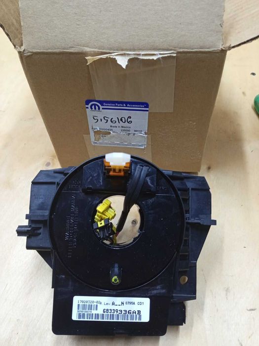 Шлейф (улитка) AirBag Jeep Compass Patriot Wrangler 2011-2016 MOPAR