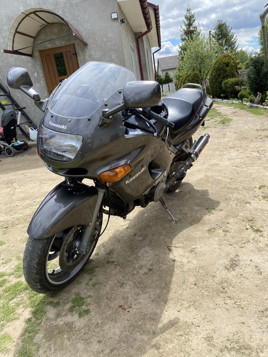 Kawasaki zzr 600