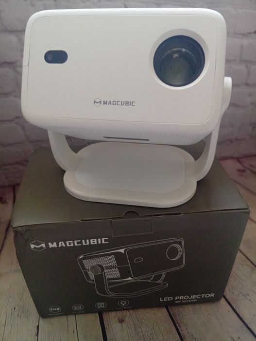 !!Надяскравий проектор Magcubic LO18+якісний 4К Smart TV!!