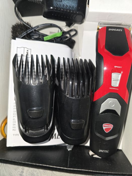 Máquina de cortar cabelo Ducati
