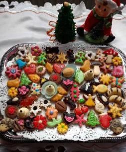 Ciasteczka świąteczne, domowej roboty.