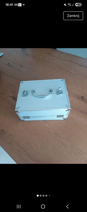Sprzedam kuferek